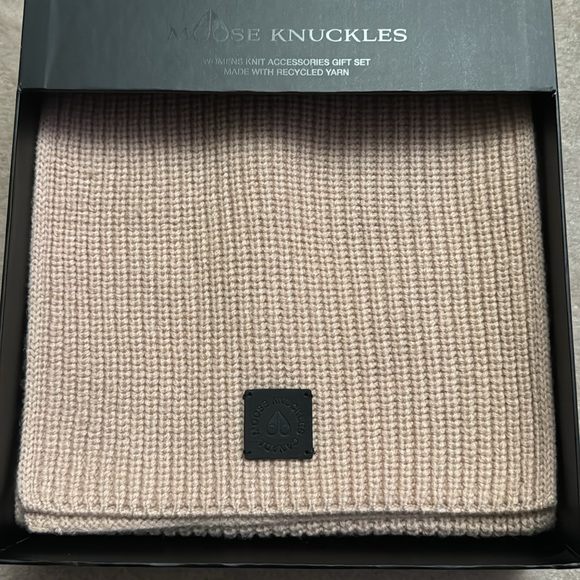 Moose knuckles gift set - Picture 6 of 6